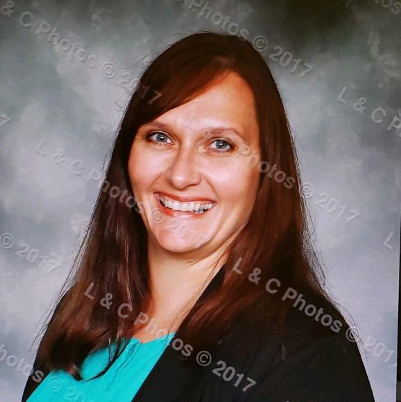 Meet your Posher, Stephanie - Picture 1 of 1